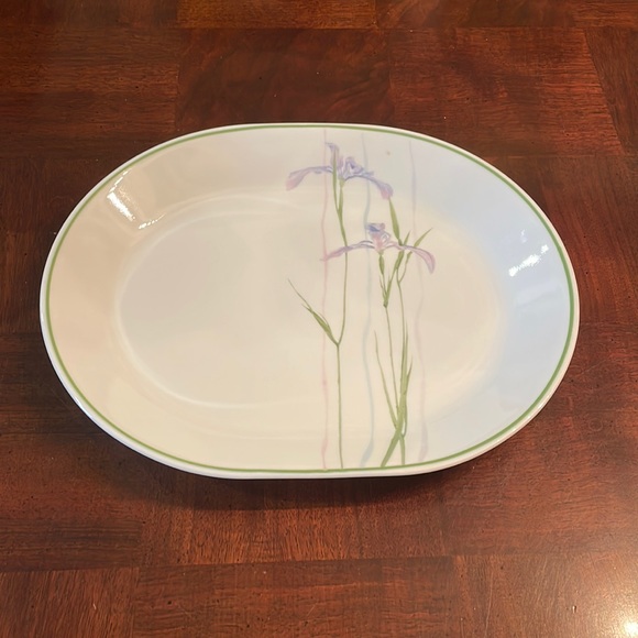 Corelle Corning Iris Platter - Picture 1 of 5